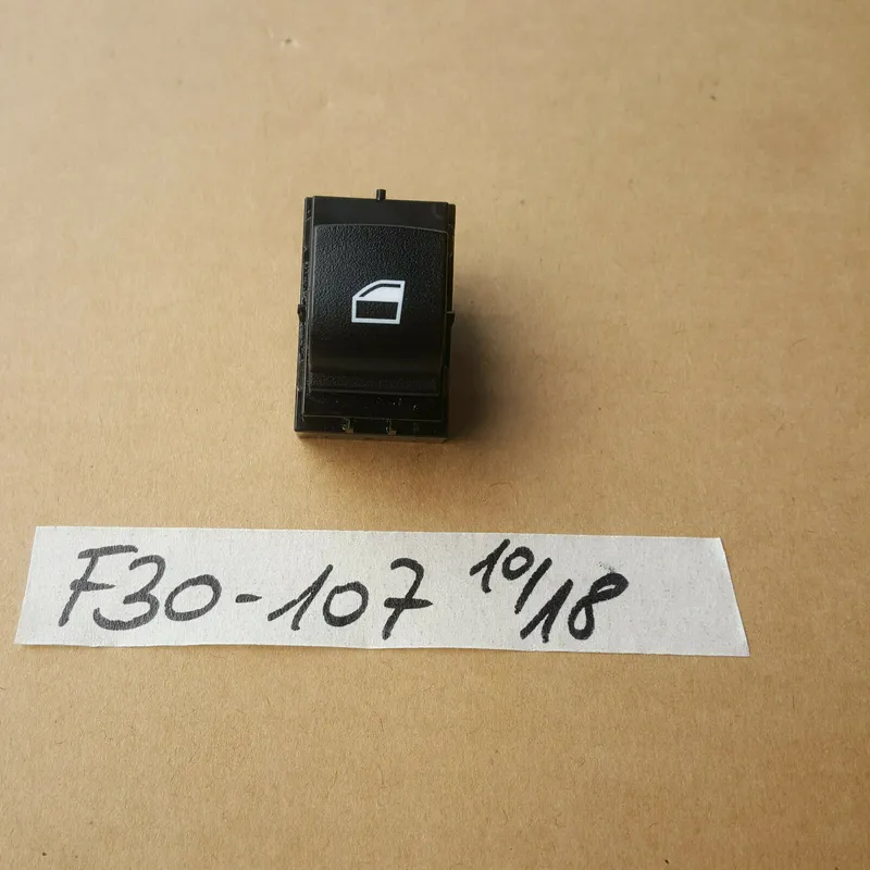 BMW F20 F21 F23 F30 F31 F35 F80 Fensterheber Schalter RECHTS 9208107