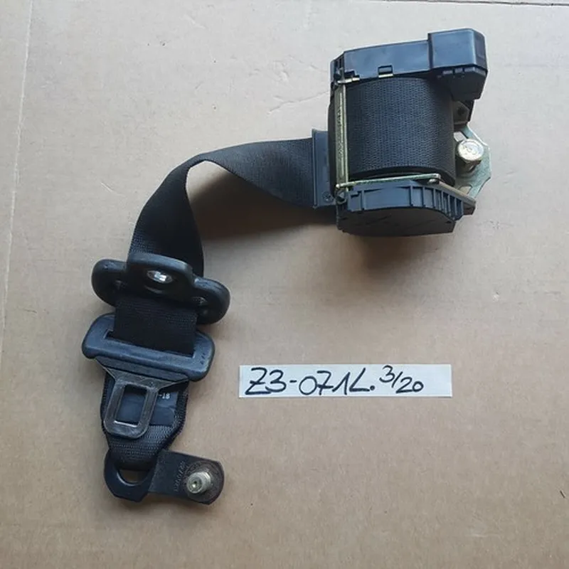 BMW Z3 Roadster Sicherheitsgurt  Ober Gurt  VORNE LINKS  8412071 seat belt Gurt