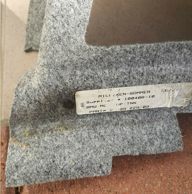 BMW Z3 Roadster Verkleidung Kofferraum Teppich Gepäckraum hinten rechts 8399229 – Bild 3