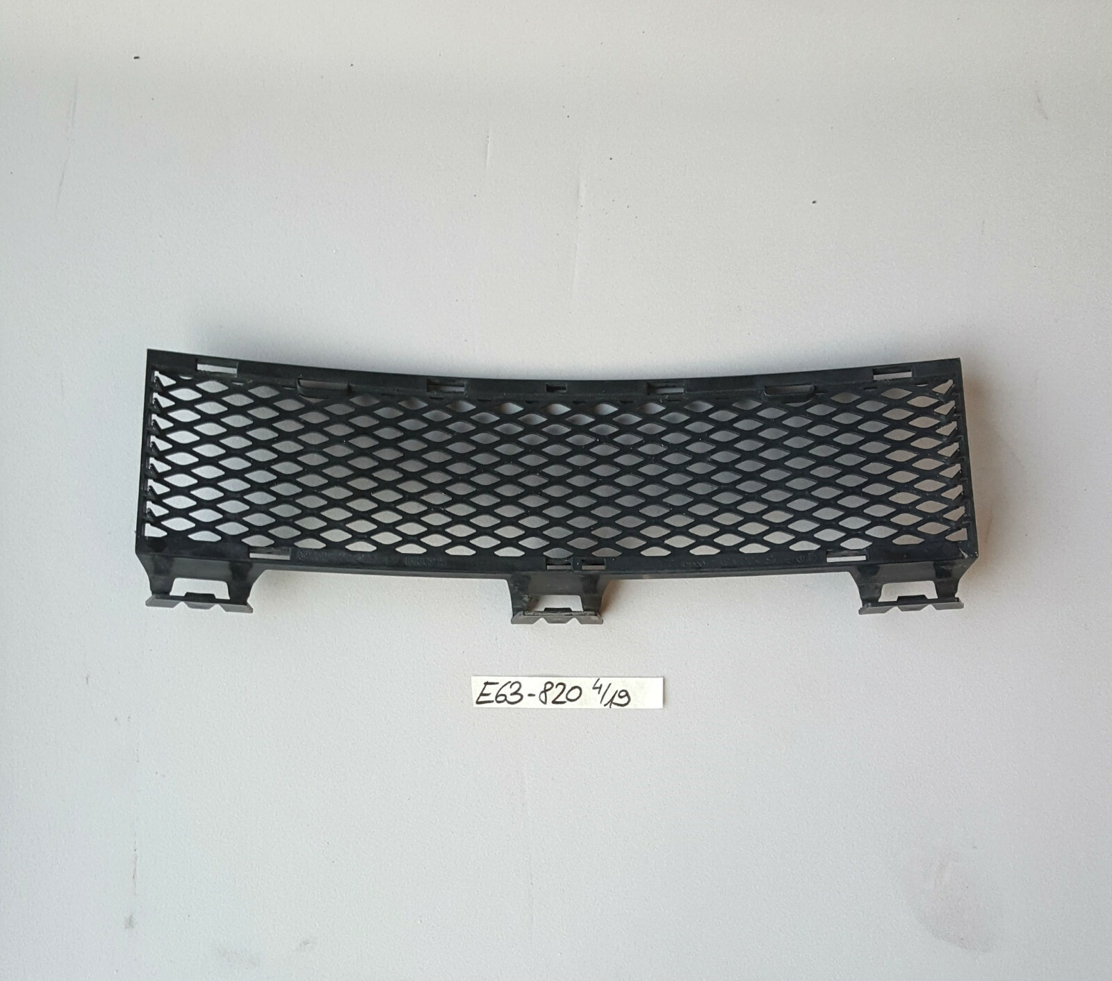 BMW 6er E63 E64 Gitter Stoßstange Verkleidung VORNE Mitte 7008820 – Bild 2