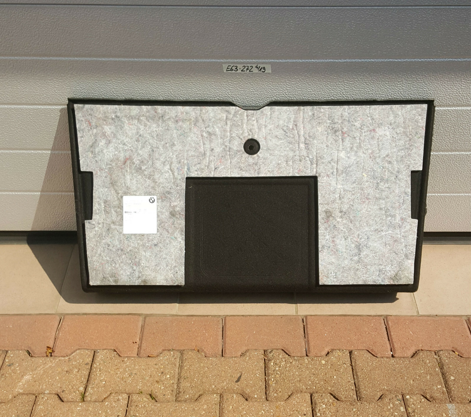 BMW 6er E63 Coupe Verkleidung Trennwand Gepäckraum Kofferraum Matte 7012272 – Bild 2