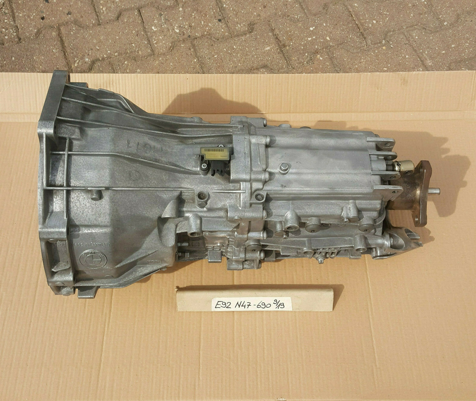 BMW E90 E91 E92 E93 E87 Start Stop Getriebe 320 Diesel 7561767 Schaltgetriebe – Bild 1