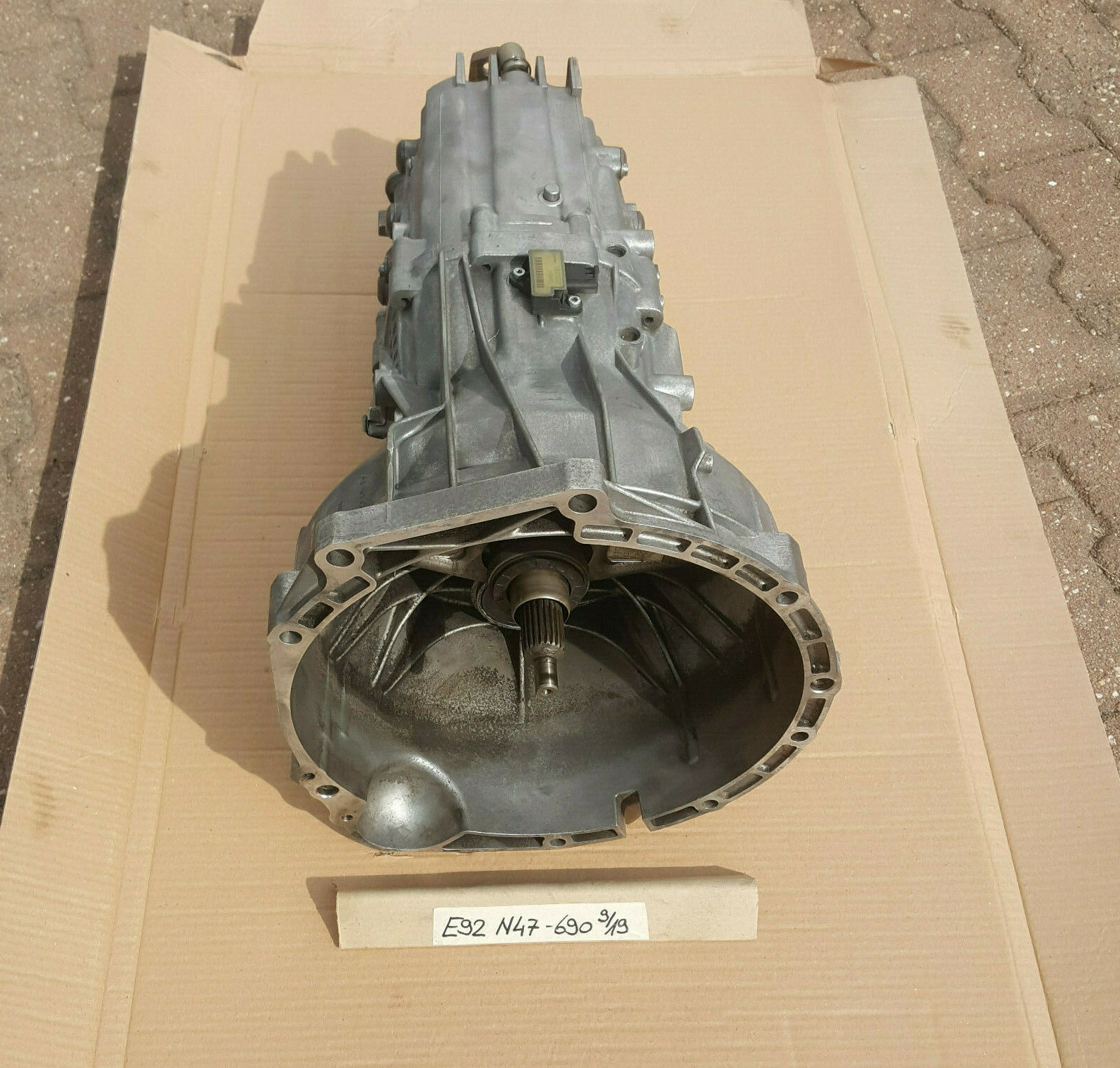 BMW E90 E91 E92 E93 E87 Start Stop Getriebe 320 Diesel 7561767 Schaltgetriebe – Bild 4