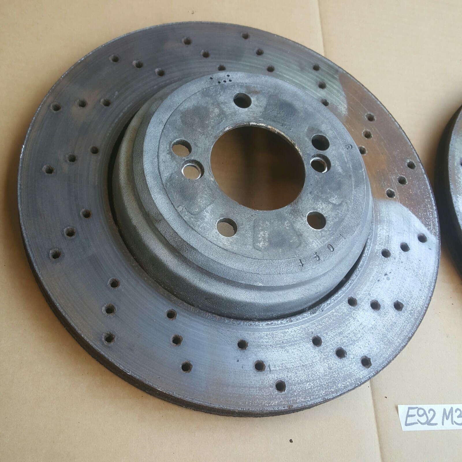 BMW E90 E92 E93 M3 Bremsscheiben Bremsscheibe belüftet HINTEN rechts + links – Bild 2