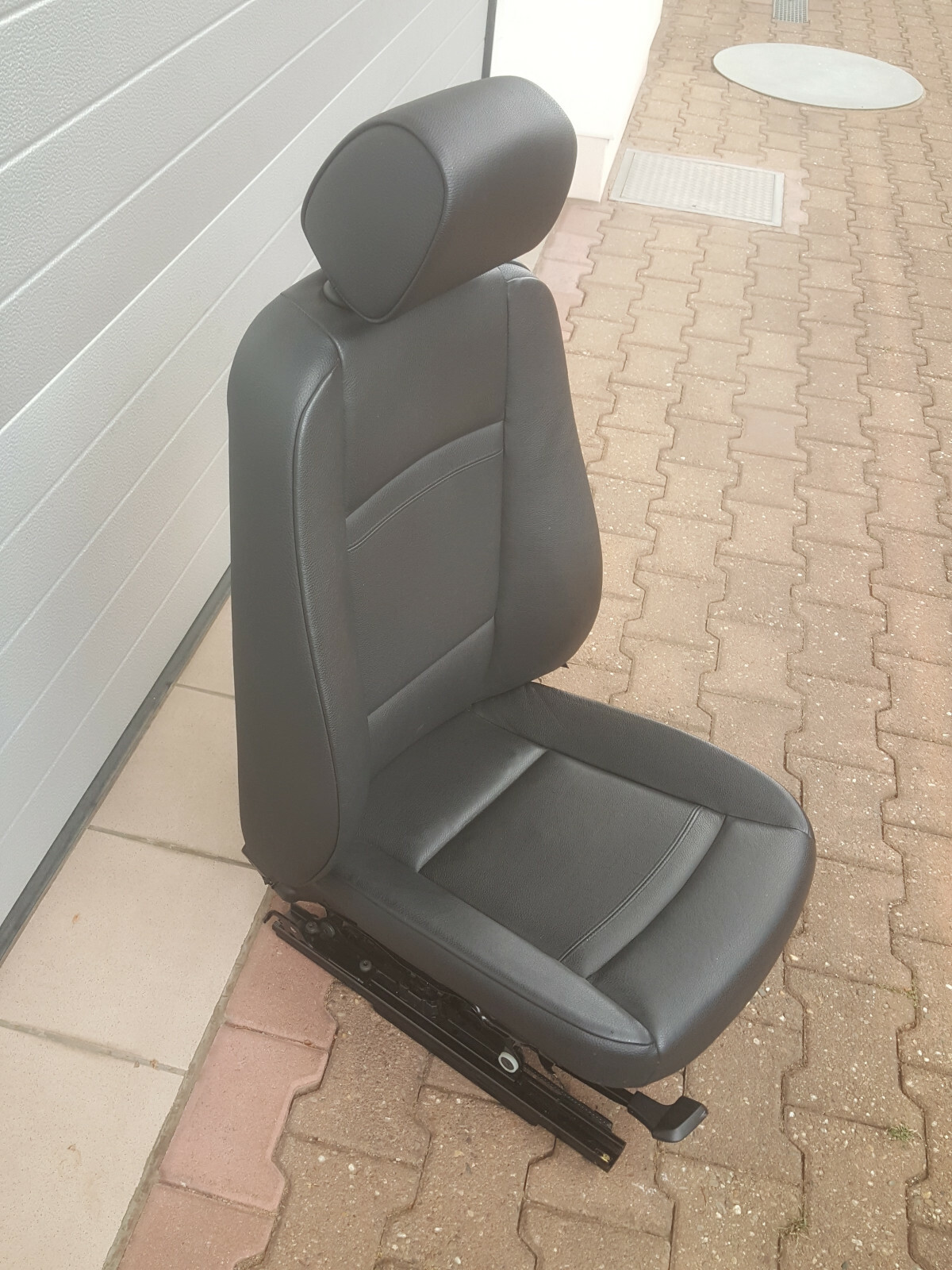 BMW E92 E93 Fahrer Sitz manuell Leder Dakota schwarz Gestell + Schiene + Airbag – Bild 4