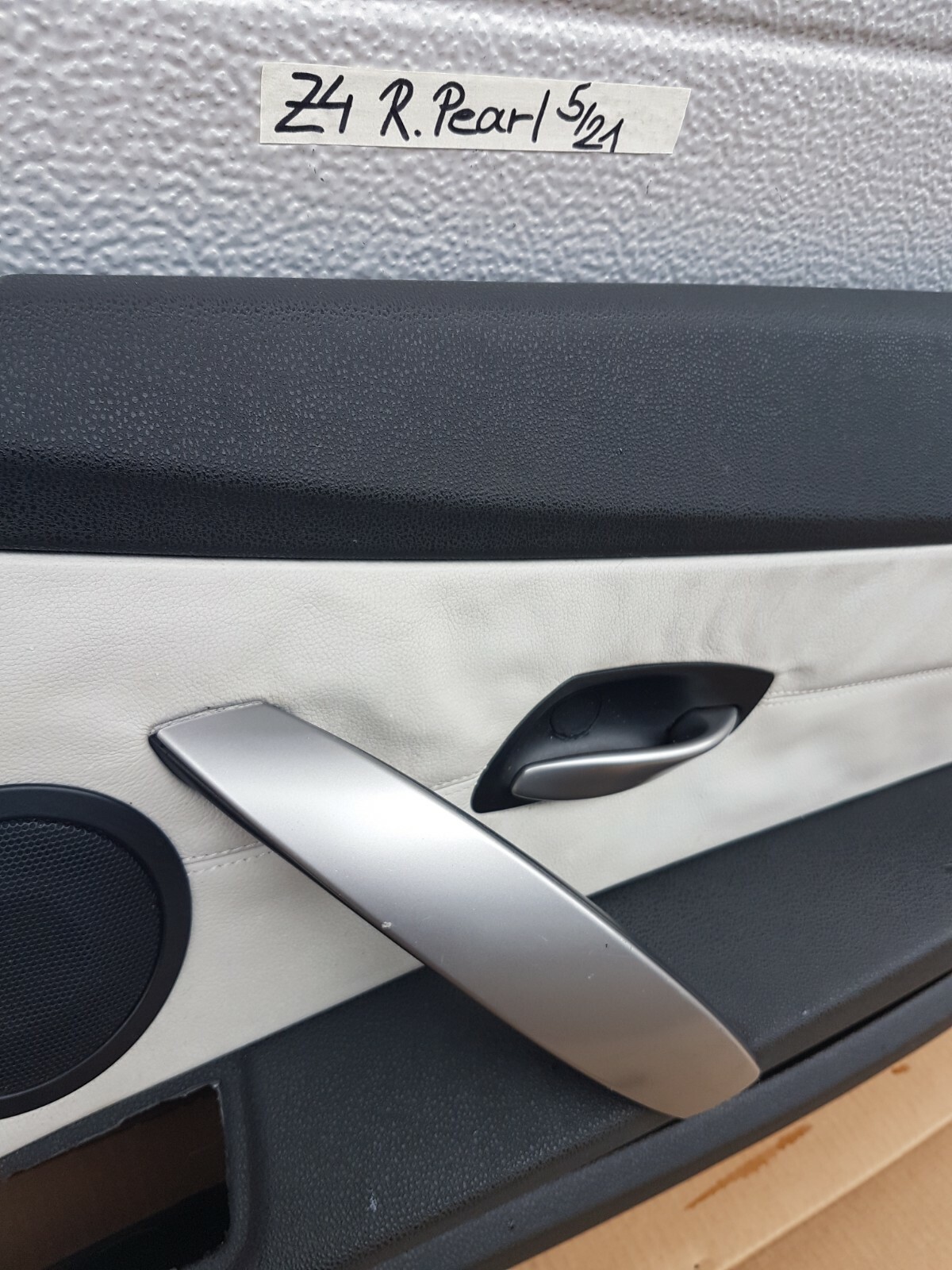 BMW Z4 E85 E86 Tür Verkleidung Türtafel Leder Pearl grau RECHTS Beifahrer Seite – Bild 6
