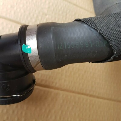 BMW Z4 E85  2,2i  2,5i  3,0i  Kühler Schlauch Unten Leitung 7535591 – Bild 2