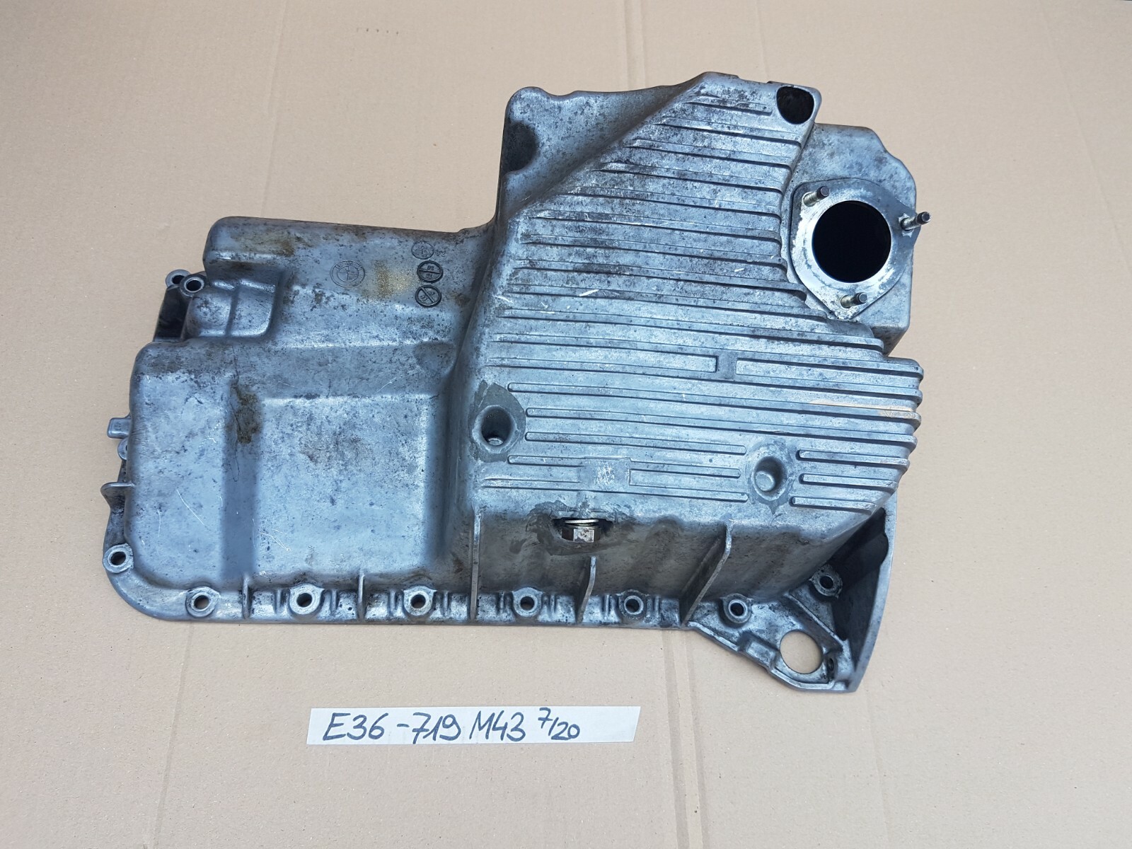 BMW E36 E46 Z3 Ölwanne Oelwanne M43TU 1,6 Liter 1,8 Liter 1432719  ABHOLUNG – Bild 2
