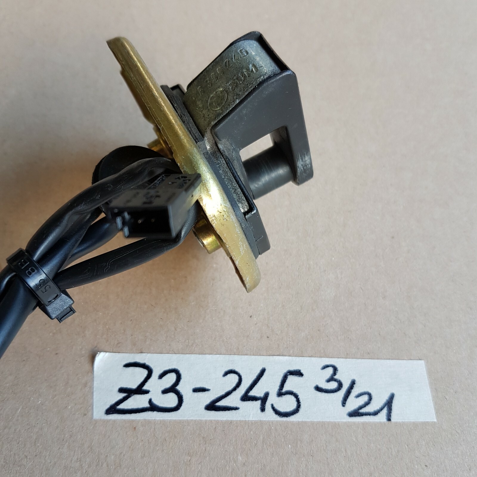 BMW Z3 Roadster Coupe Tür Schließ Keil Türschloss Verriegelung Sensor 8399245 – Bild 3