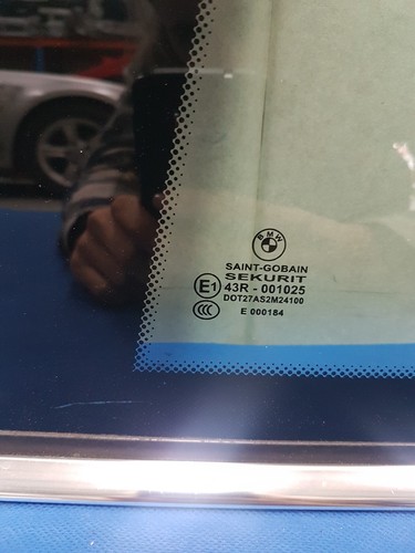 BMW E92 Coupe Seiten Scheibe Fenster Glas HINTEN LINKS – Bild 2