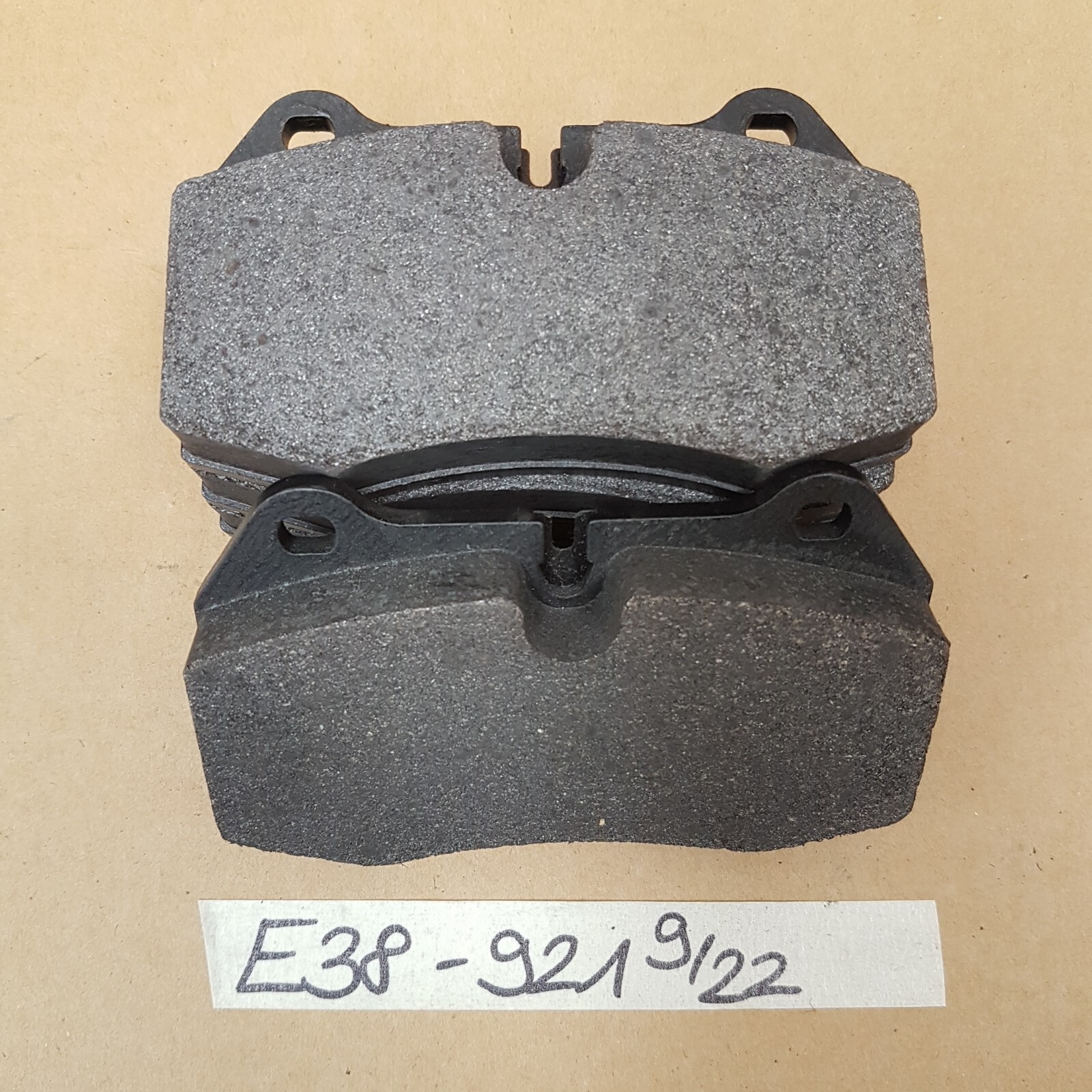 BMW 7er E38 Bremsbeläge 1163921 Satz Bremsbeläge vorne Brems Klötze asbestfrei – Bild 5