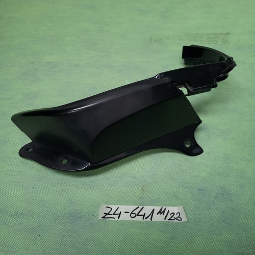 BMW Z4 E85 Rücklicht Rahmen Seitenwand Halter HINTEN LINKS Silber Black 7025641