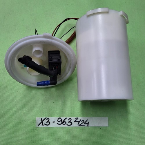 BMW X3 E83 Benzin Pumpe Kraftstoff Förder Einheit 6761963 – Bild 1