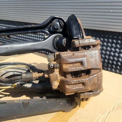 BMW E90 E91 Achsschwinge Schwenklager Radlager Zugstrebe Radnabe LINKS 6761579 – Bild 3