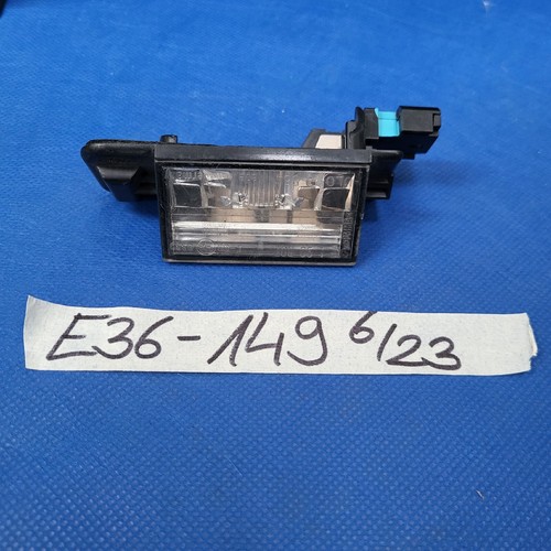 BMW E36 Compact Heckleuchte Kennzeichen Beleuchtung Lampe im Heckdeckel 1378149 – Bild 1