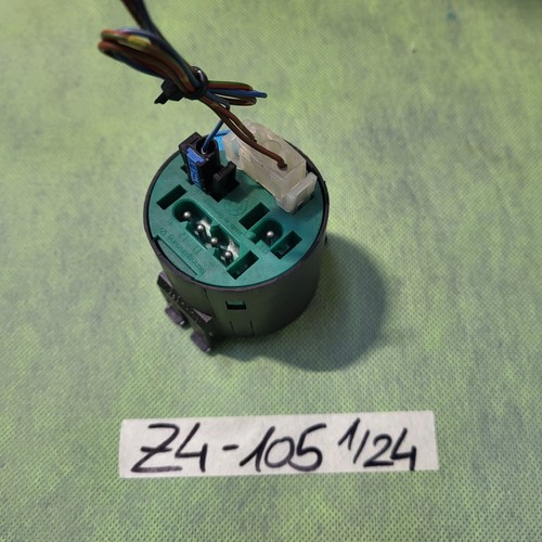 BMW E46 / E34 / E39 / E32 / E38 / E31 / X3: E83 / Z8 / Z4 Gong  9155105 Stecker – Bild 2