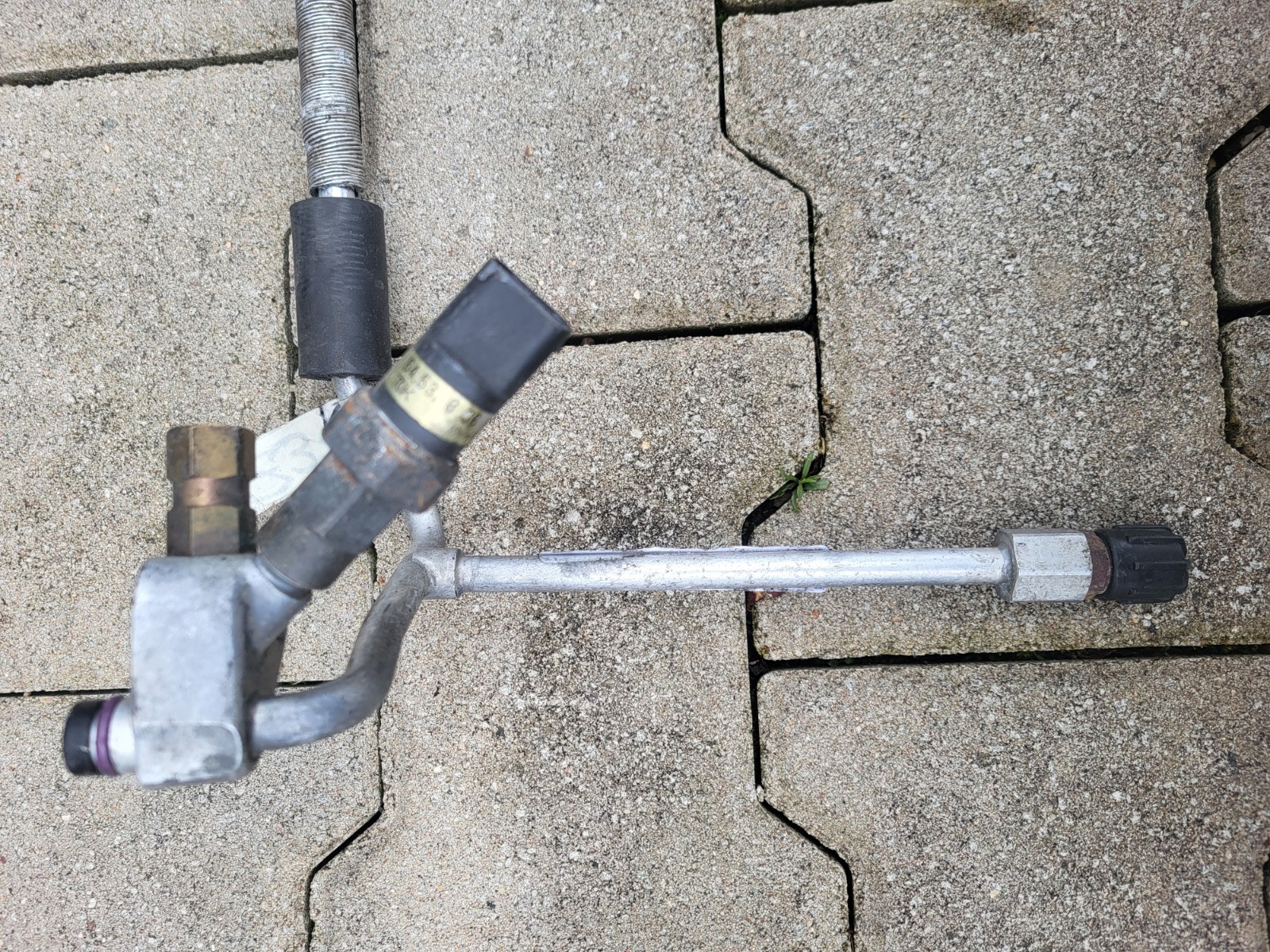 BMW Z3 Klimaleitung Druckschlauch Druckleitung Klima Trockner-Doppelrohr 6910674 – Bild 5