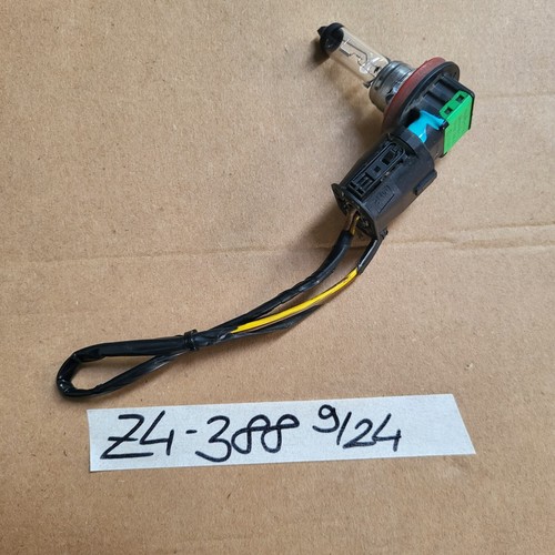 BMW 3er E90 E91 E92 E93 / Z4 E85 E86 Nebel Scheinwerfer Stecker 6907388 + Birne – Bild 1