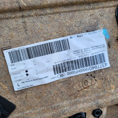 BMW E90 Türtafel / Tür Verkleidung HINTEN RECHTS Stoff Fluid Anthrazit – Bild 6