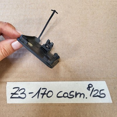 BMW Z3 Klappe Stoßstange hinten Verkleidung Abschleppöse 8397170 Schwarz – Bild 4