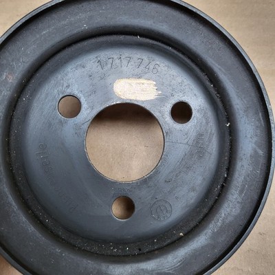 BMW E30 E34 E36  Riemenscheibe 1717746 Servopumpe – Bild 2