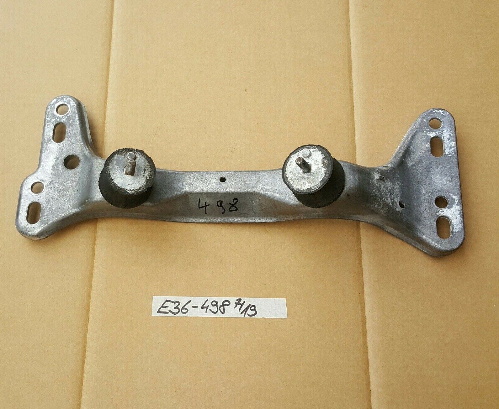 BMW E36 + Z3 Getriebe Halter Träger Halterung Getriebeträger Querträger 1136498