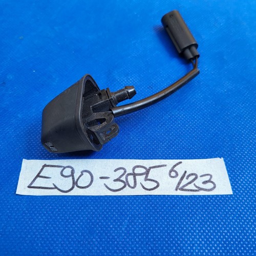 BMW E90 E91 Spritzdüse Wischwasser Düse für Scheibenwischer Beheizbar 8365385