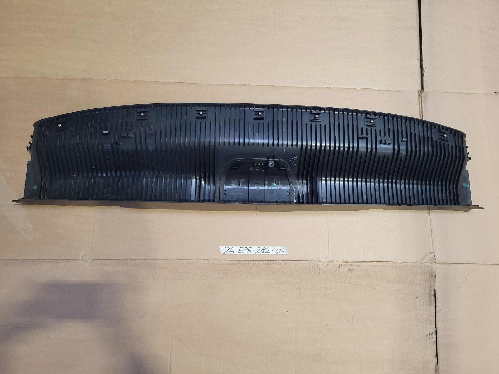 BMW Z4 E85 Roadster Verdeck Blende Leiste innen Windlauf Verkleidung 7056282