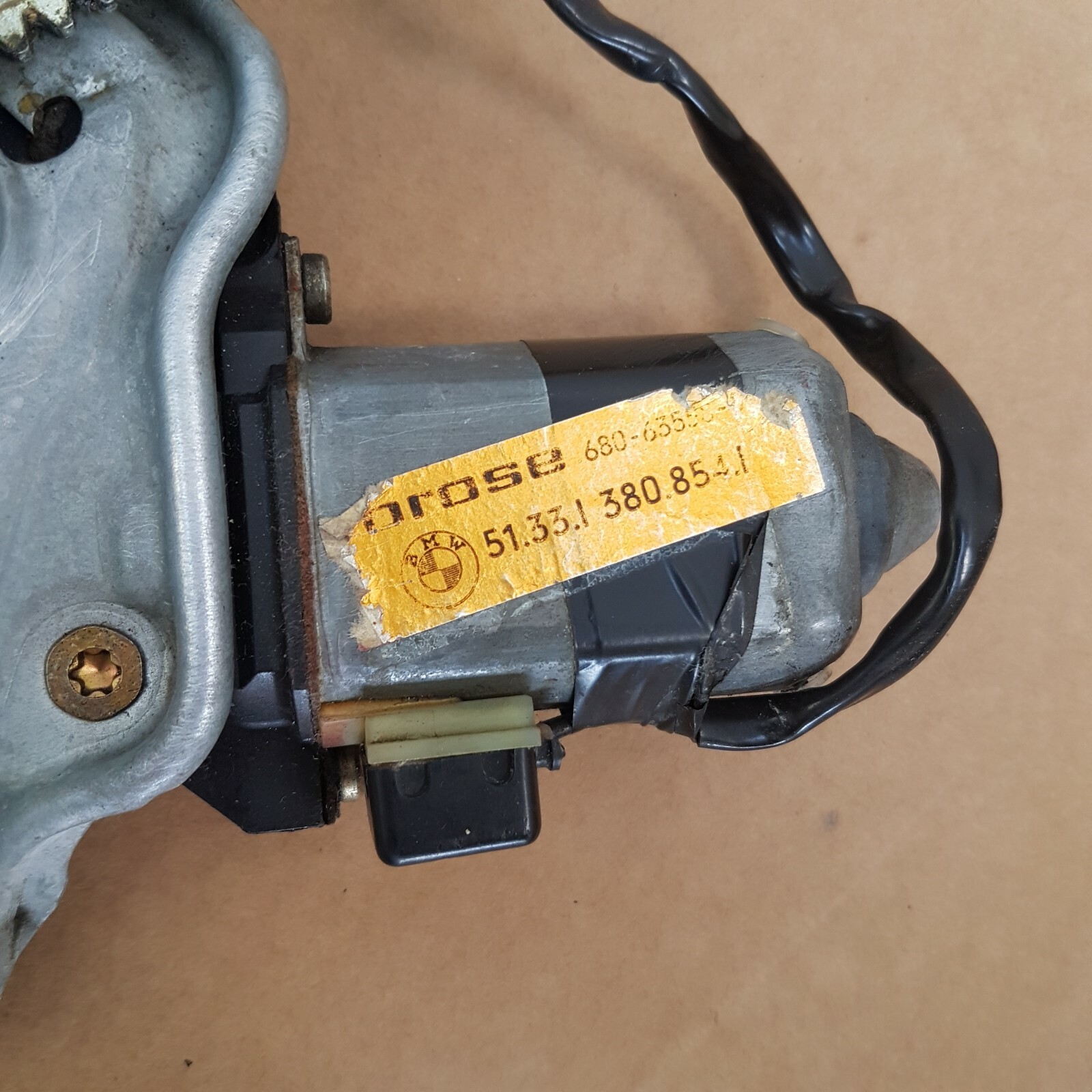 BMW E30 Cabrio Fensterheber Gestänge + Motor ohne Scheibe  HINTEN RECHTS – Bild 3