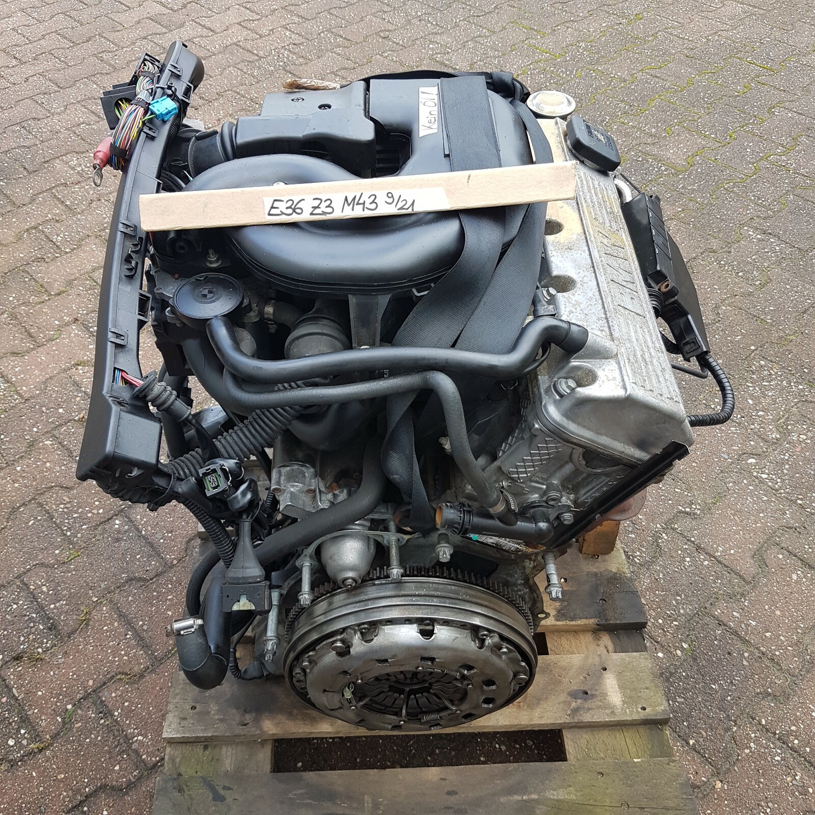BMW E46 Z3 Roadster Motor Engine 1,9 Liter M43 Triebwerk 118 PS 139 TKM ABHOLUNG – Bild 1
