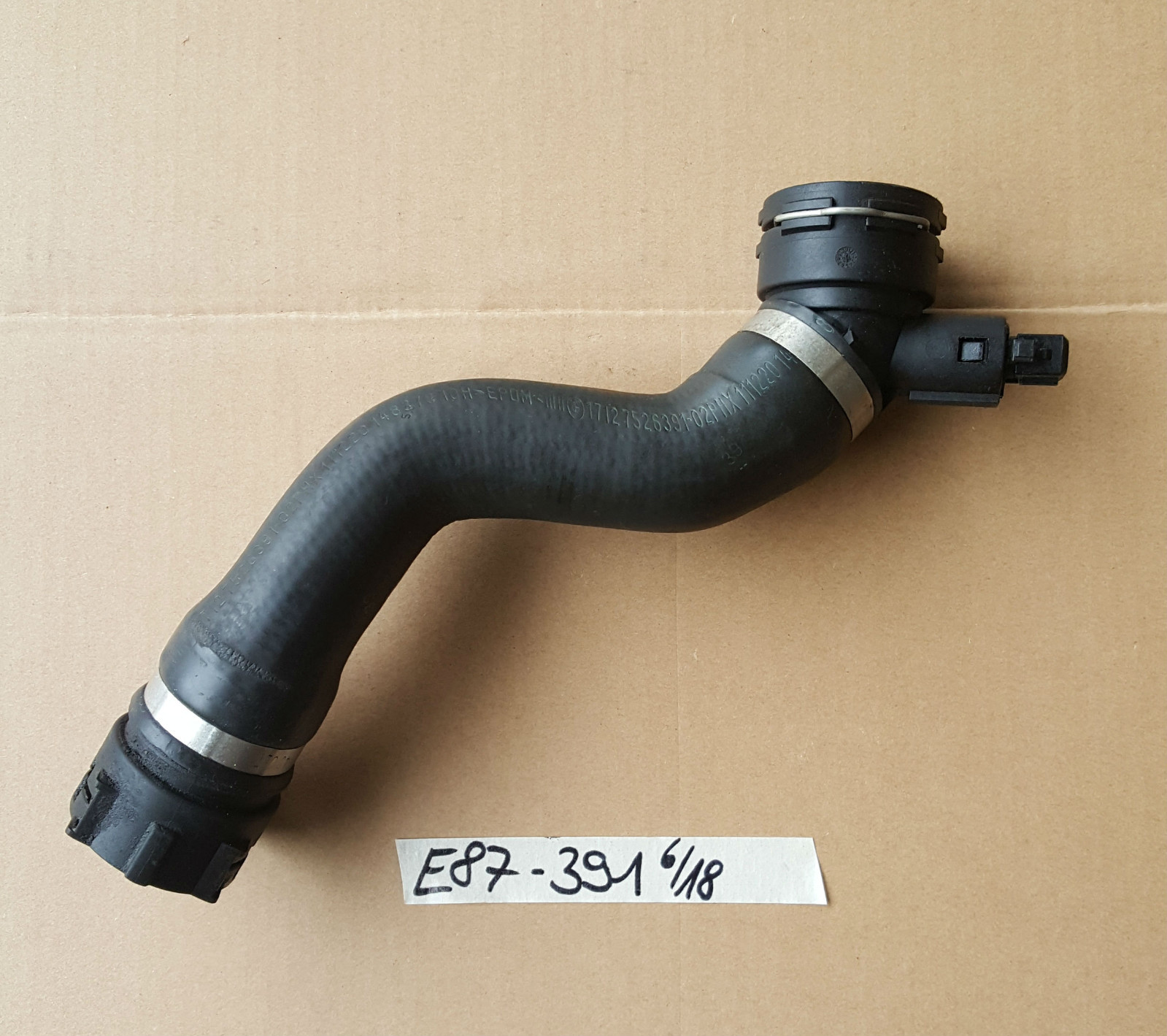 BMW E87 E81 Kühlwasser Schlauch Leitung 7526391 Kühlerschlauch – Bild 1