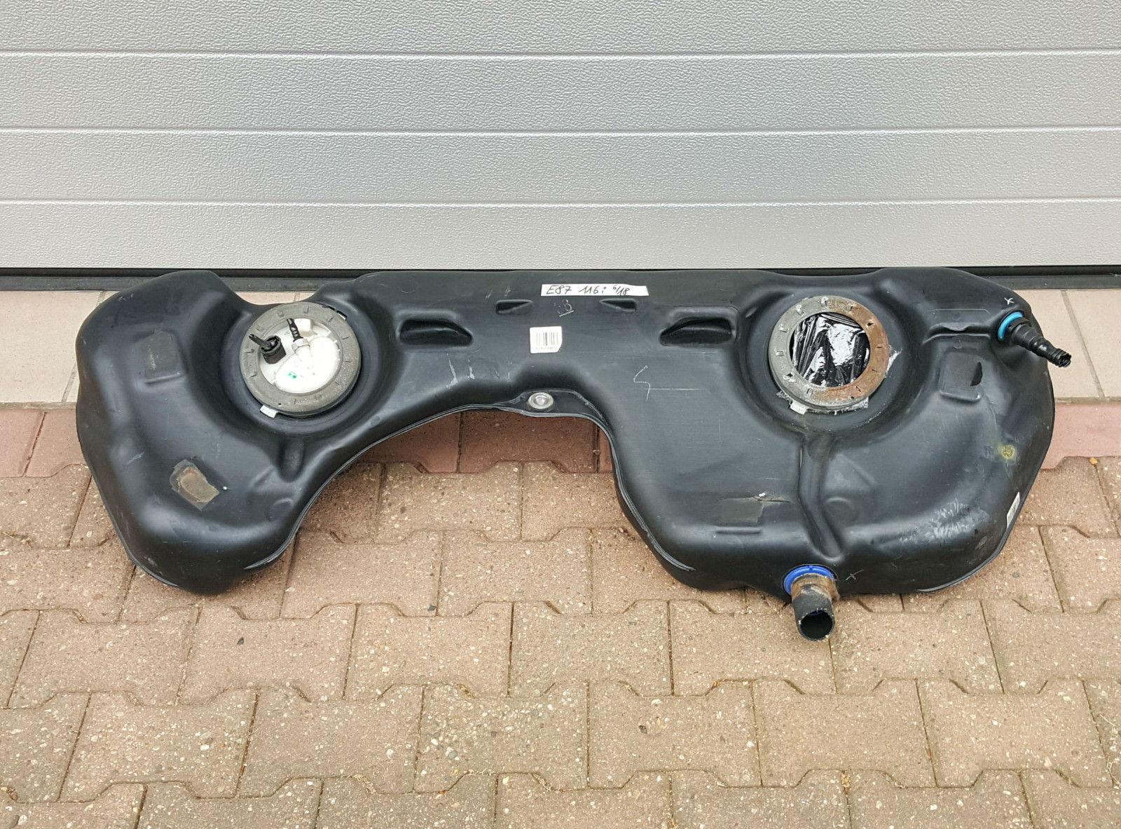 Tank BMW E81  E82  E87  E88 E90 E91 Kraftstoff Benzin Tank 6763842 ohne Pumpe – Bild 1