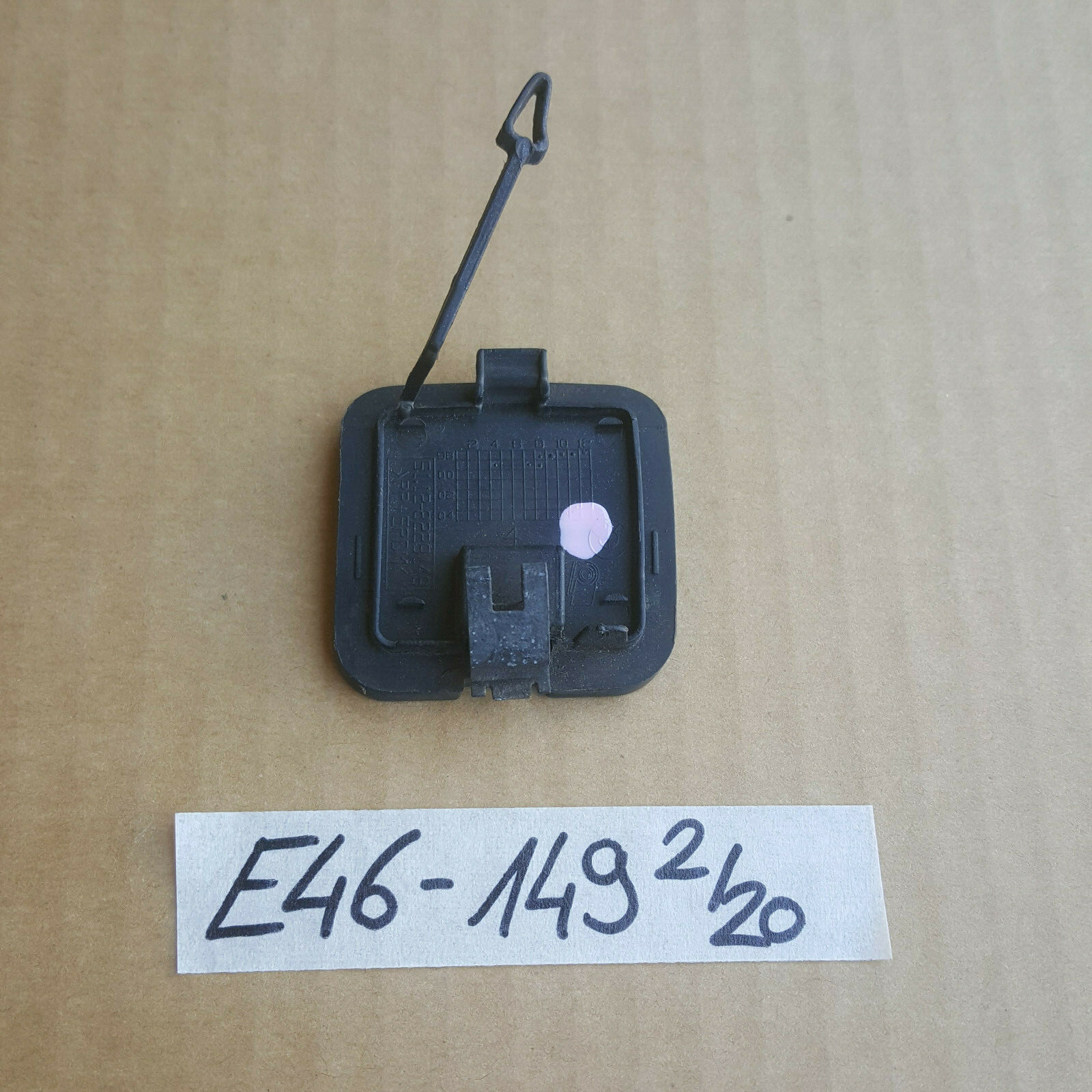 BMW E46 Blende Abschlepp Öse Klappe Stoßstange grau 8229149 – Bild 2