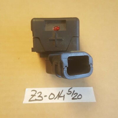 BMW E36 Z3 Roadster Batterie Plus Pol HINTEN 8371014 – Bild 1