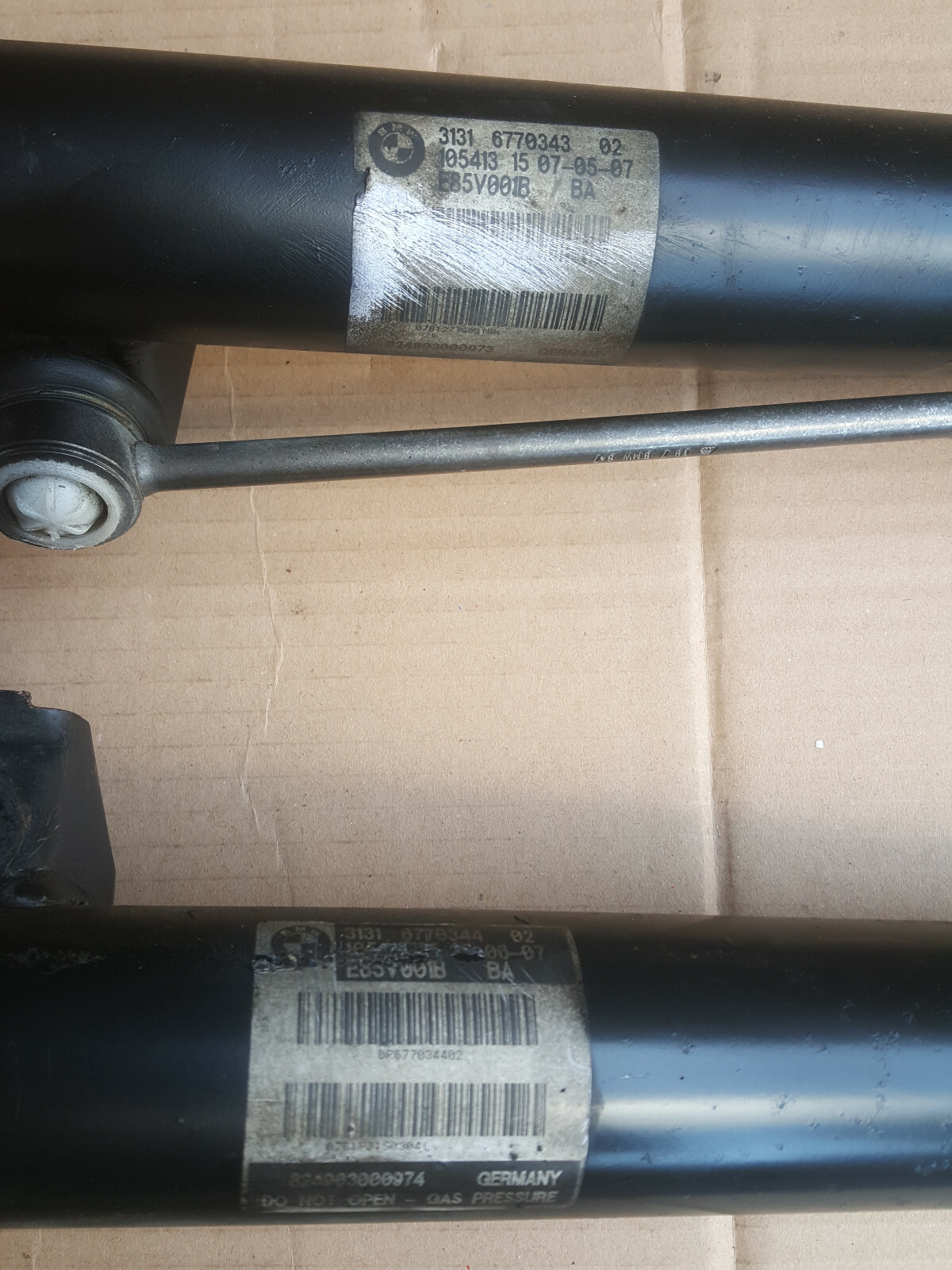 BMW Z4 E85 Stoßdämpfer Federbein Feder VORNE rechts 6770343 links 6770344 – Bild 2