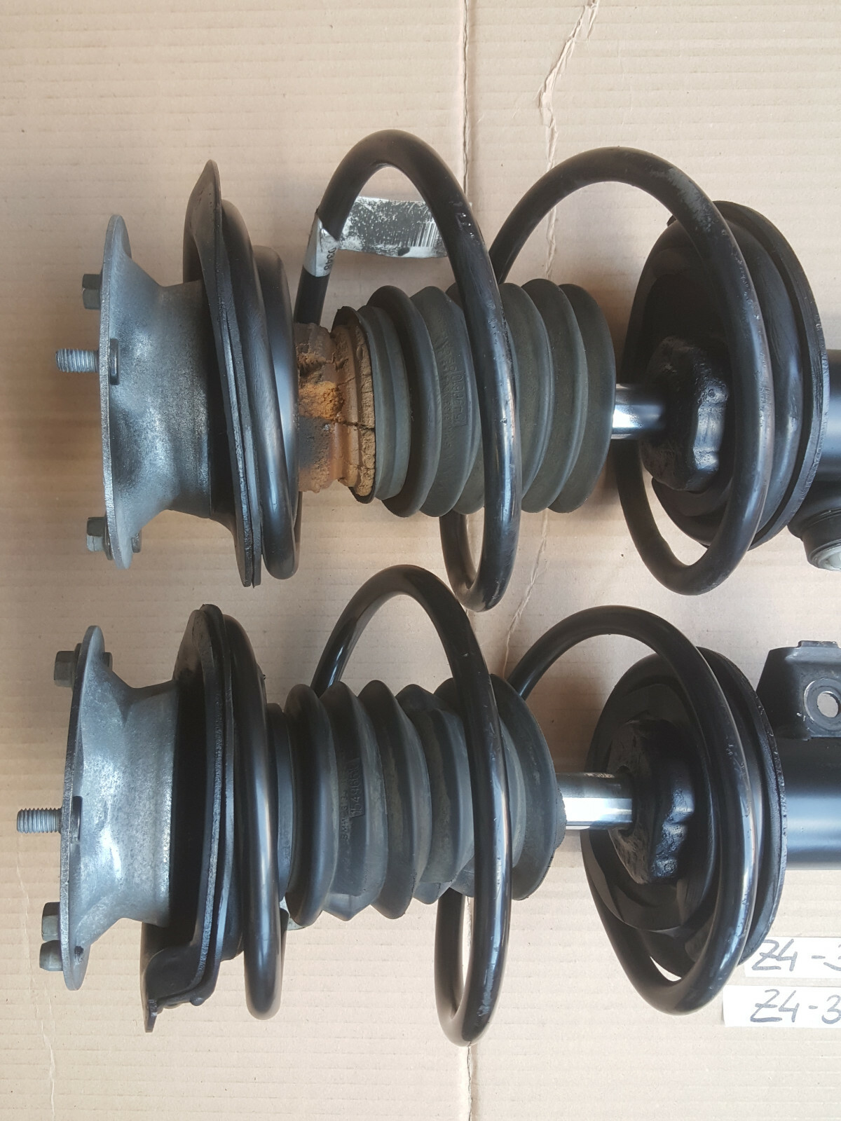 BMW Z4 E85 Stoßdämpfer Federbein Feder VORNE rechts 6770343 links 6770344 – Bild 3