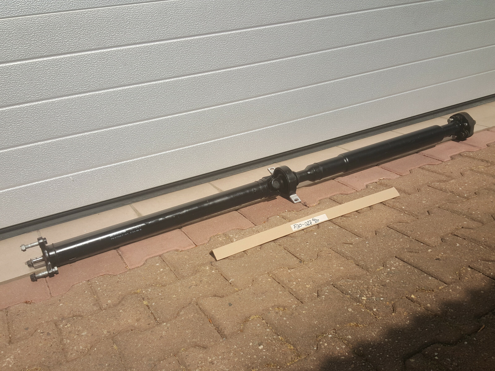 BMW F31 F30 Gelenkwelle 316i Schaltgetriebe 7637027 Kardanwelle N13 – Bild 1