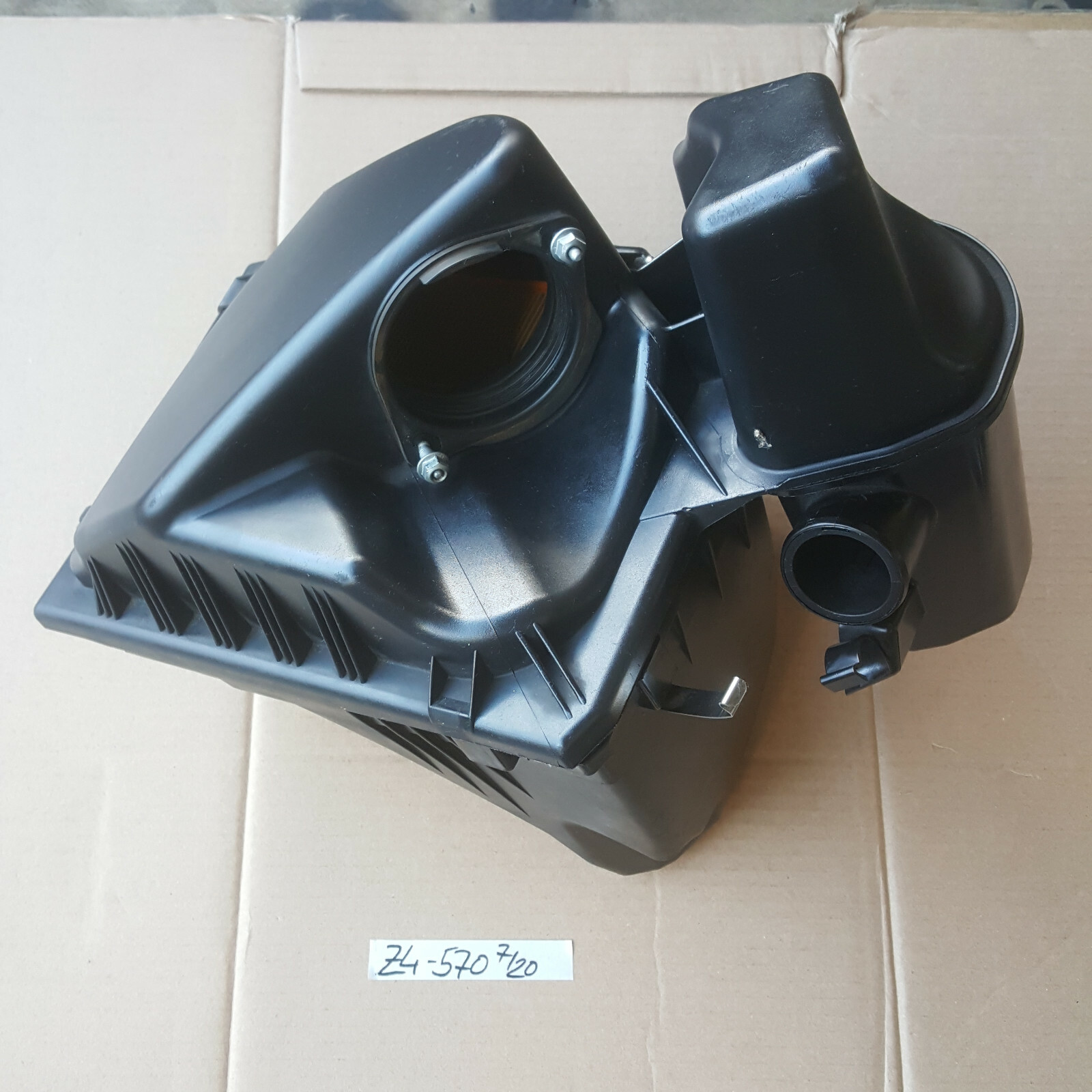 BMW Z4  E85 Ansauggeräuschdämpfer Deckel 6578579 Luftfilterkasten 6573570  N46 – Bild 2