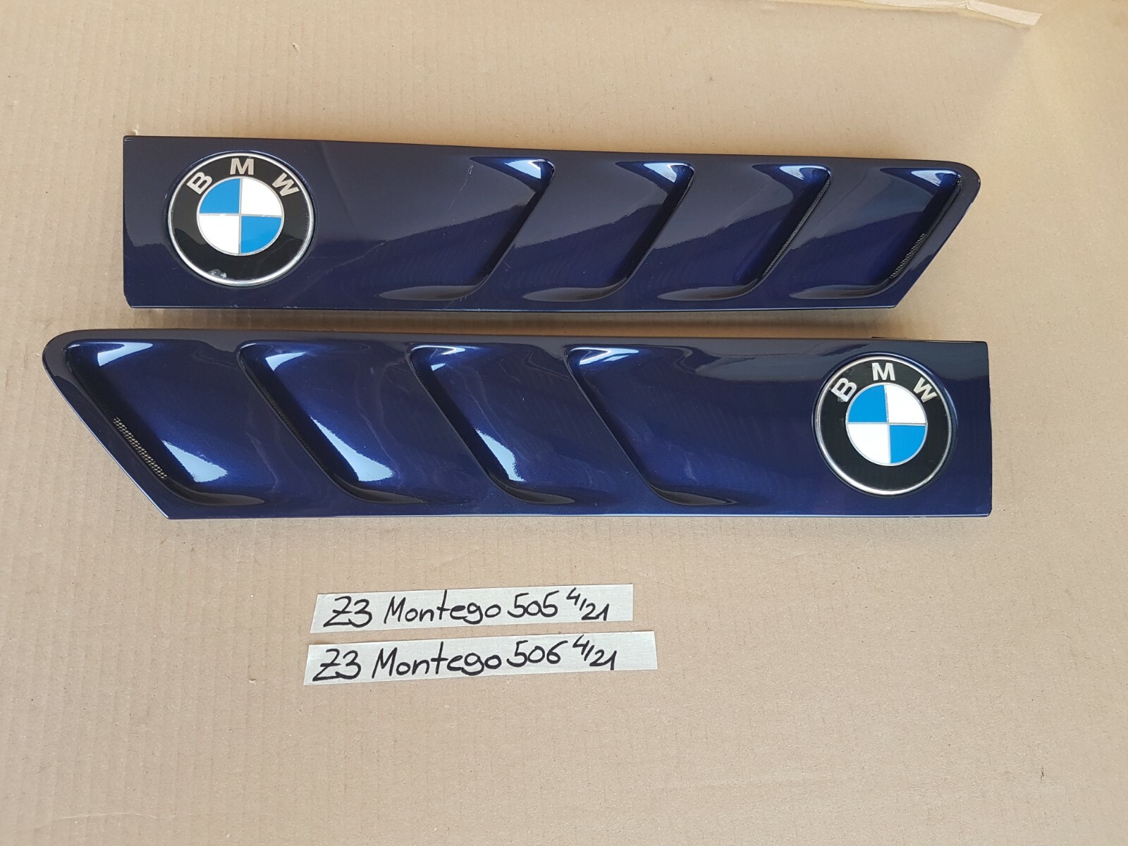 BMW Z3 Lufteinlass Kiâemen Ziergitter Motorhaube Montreal blau 297 RECHTS  LINKS – Bild 1