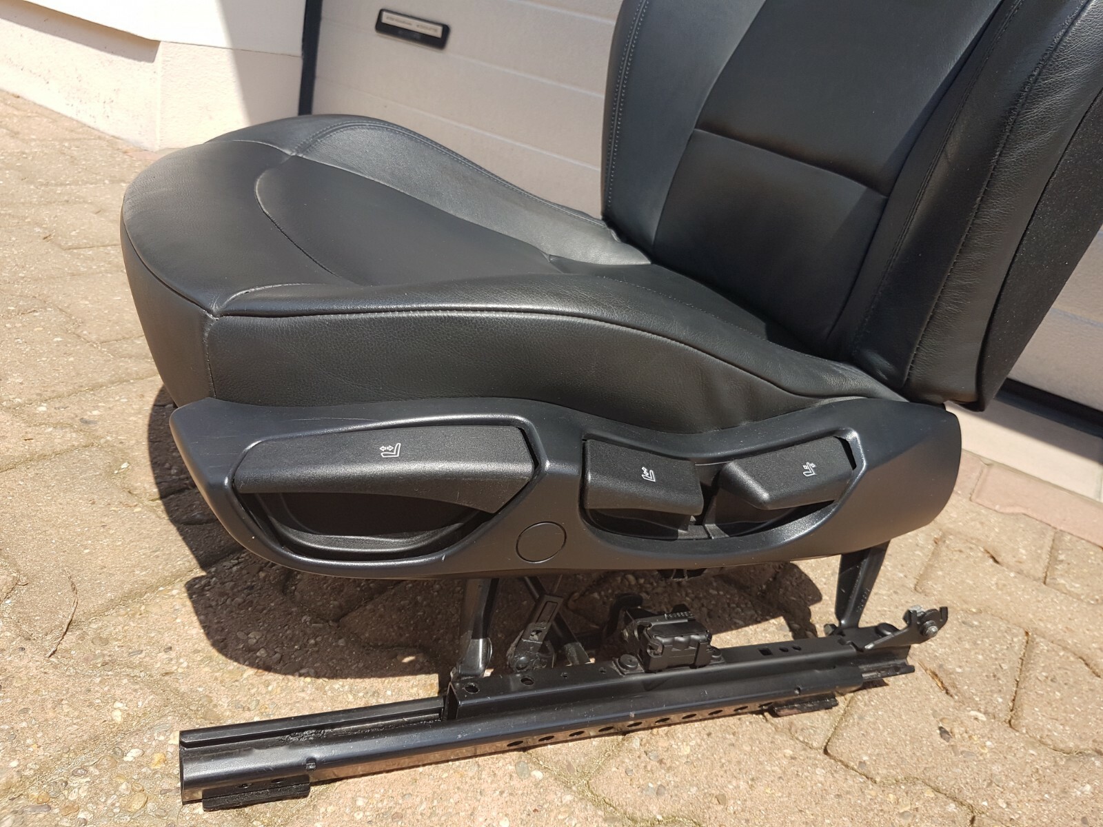 BMW Z4 E85 Fahrer Sitz Leder schwarz  VORNE LINKS  black leather seat ABHOLUNG