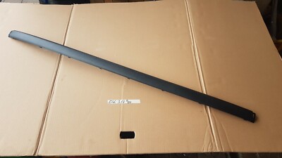 BMW E46 Limousine Leiste Blende Stossleiste Stossfänger hinten Mitte 8195317 – Bild 1