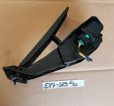 BMW E60 E61 E87 E90 E91 Z4 Fahrpedalmodul Automatikgetriebe Gas Pedal  6786589 – Bild 2