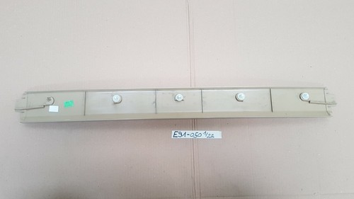 BMW E91 Heckdeckel Abdeckung Verkleidung Kofferraum  Leiste 7119050 beige – Bild 3