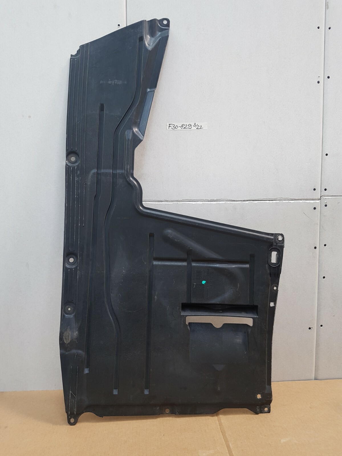 BMW F30 F31 F34 F20 F21 Unterfahrschutz Unterbodenverkleidung 7241829 ABHOLUNG – Bild 1