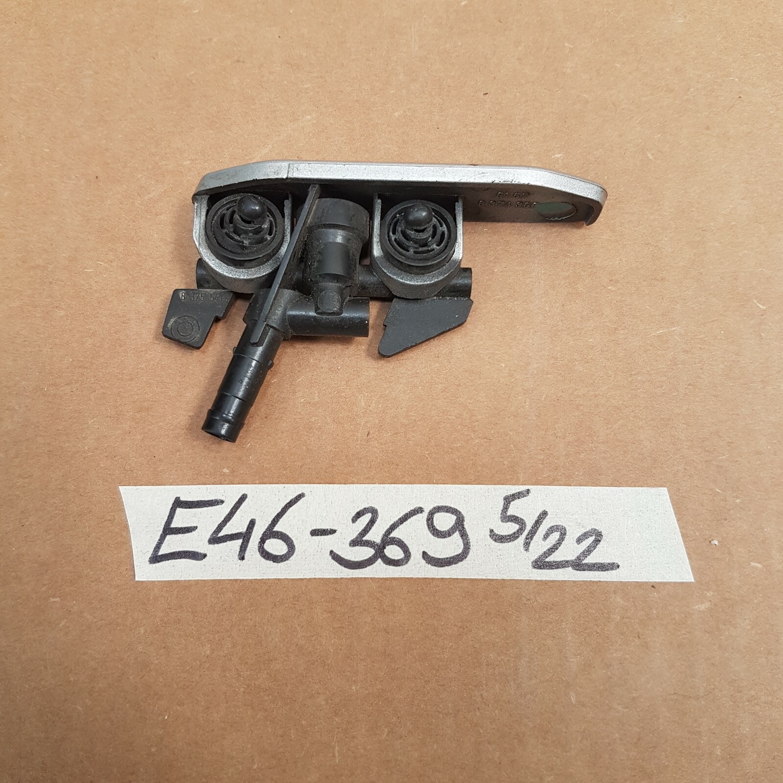 BMW E46 Limo Touring Vorfacelift Abdeckung Waschdüse Blende Waschanlage 8374369