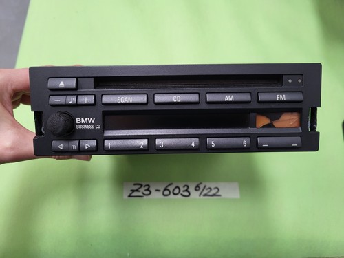 BMW E30 E36 Z3 Roadster  E34 E32 E31 CD Radio  Business 6900603  kleine Macke! – Bild 2