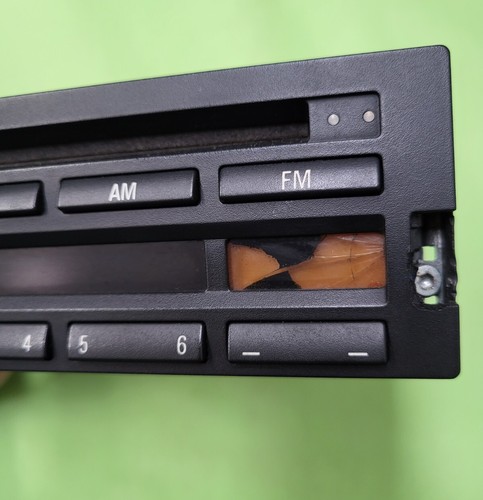 BMW E30 E36 Z3 Roadster  E34 E32 E31 CD Radio  Business 6900603  kleine Macke! – Bild 5