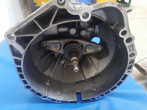 BMW Z4 E85 Getrag Getriebe 6 Gang Schaltgetriebe 0319559 CAX