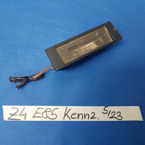 BMW Z4 E85 Kennzeichen Leuchte Beleuchtung Lampe in der Stoßstange HINTEN – Bild 2
