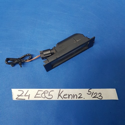 BMW Z4 E85 Kennzeichen Leuchte Beleuchtung Lampe in der Stoßstange HINTEN – Bild 3